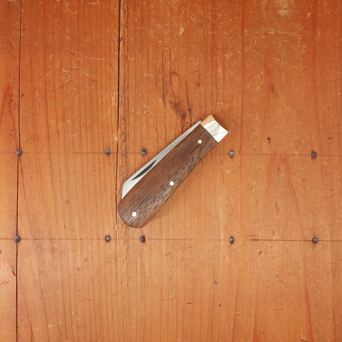 A Wright & Son 3 5/8" Lambsfoot Pocket Knife Carbon Steel