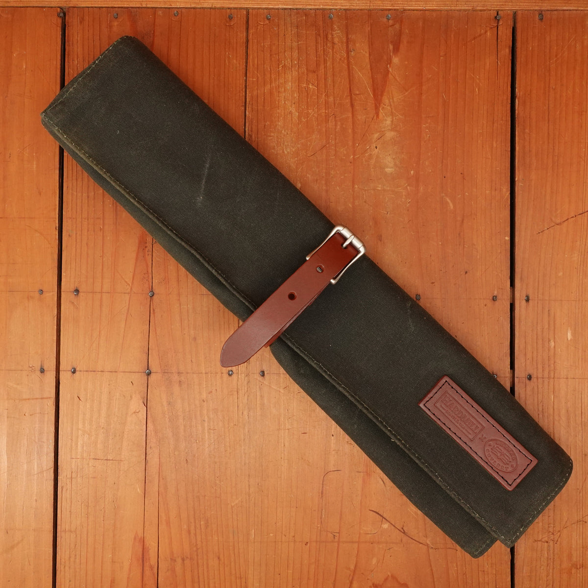 Hardmill Waxed Canvas Compact Knife Roll