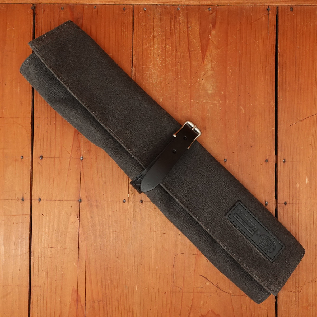 Hardmill Waxed Canvas Compact Knife Roll