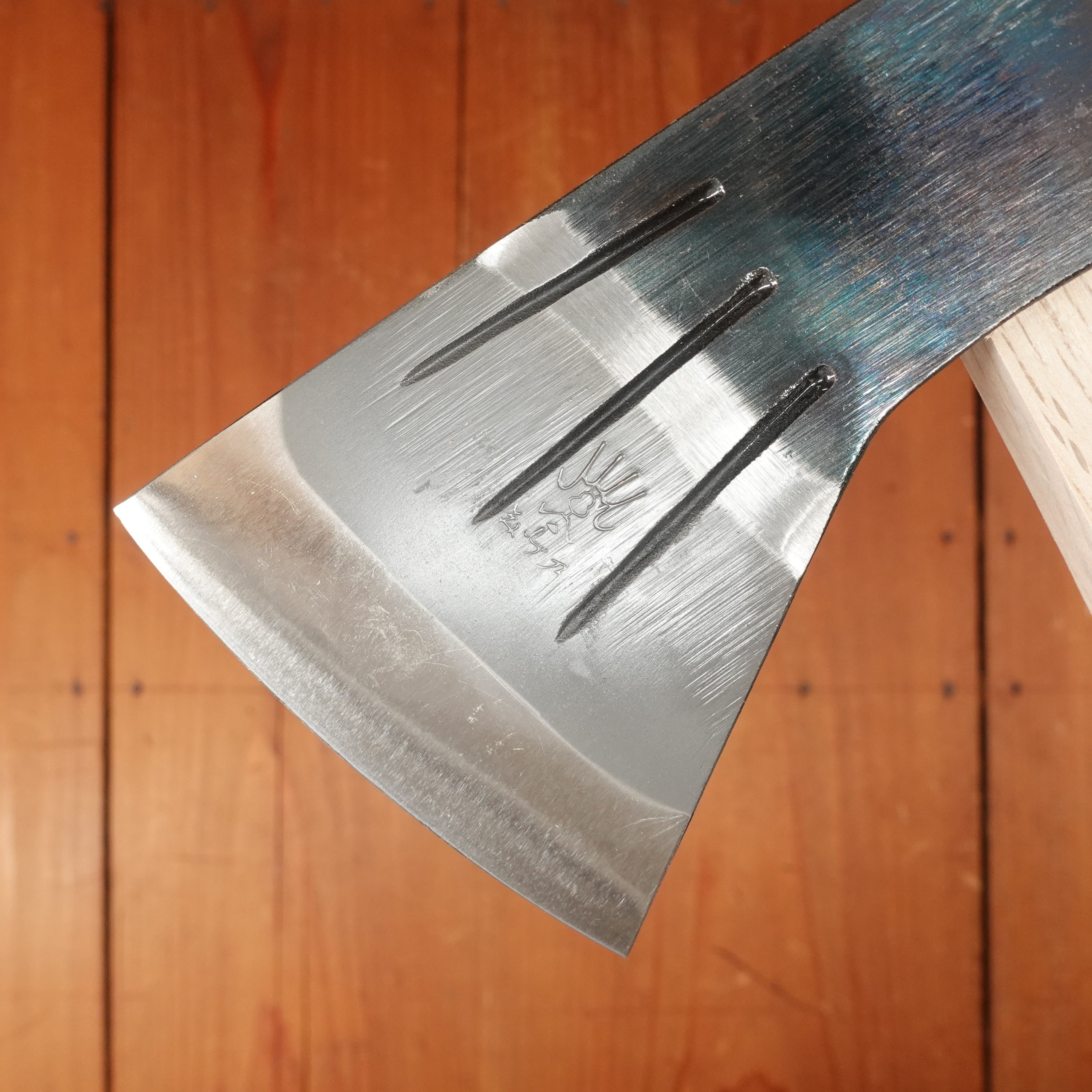 かつお Mizuno Satsuma Hand Axe Straight Kanto Oak Handle – Bernal Cutlery