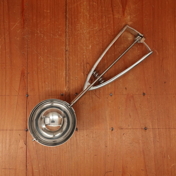 Stainless Steel Spring-Loaded Ice Cream Scoop