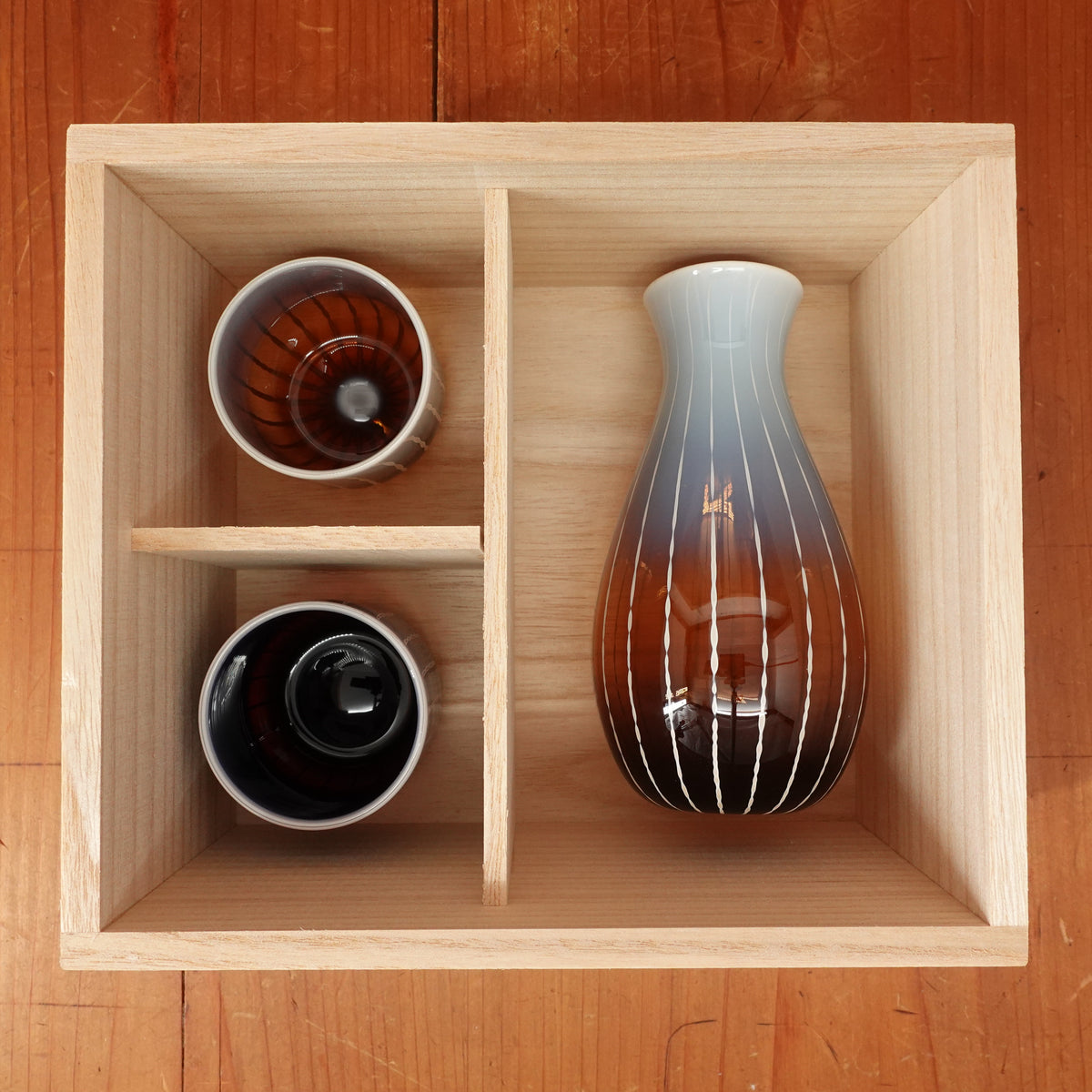 Noto Glass 2 Sake Cups and Carafe Kiri Box Sake Set