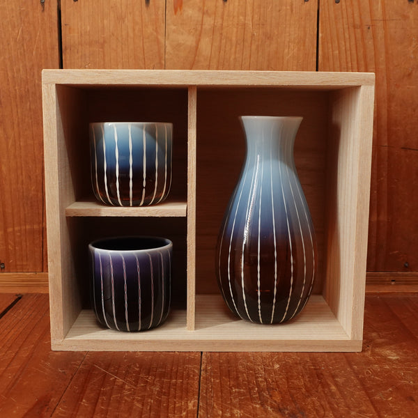 Noto Glass 2 Sake Cups and Carafe Kiri Box Sake Set