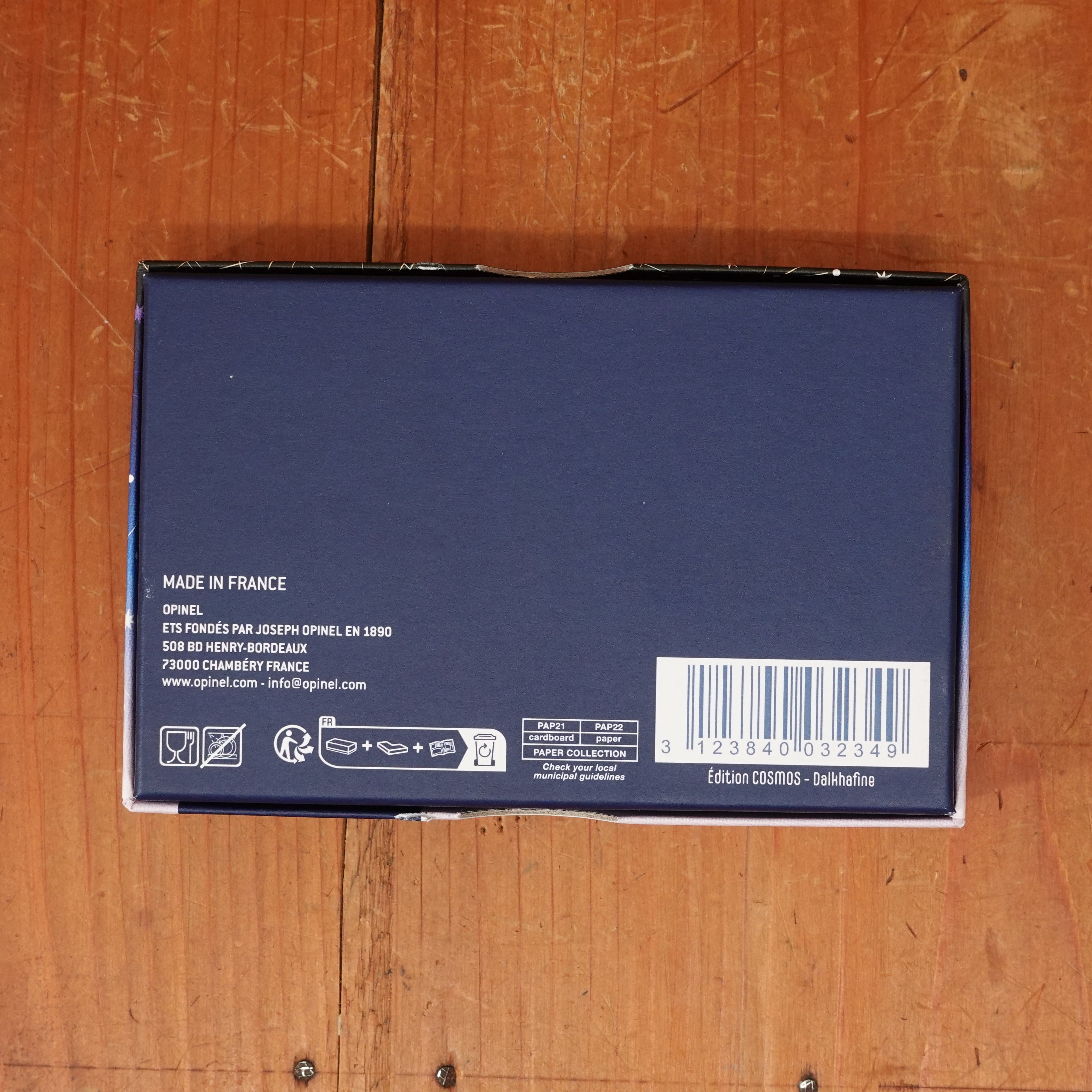 Opinel No. 8 Stainless Rick-lock - Artist Cosmos Edition