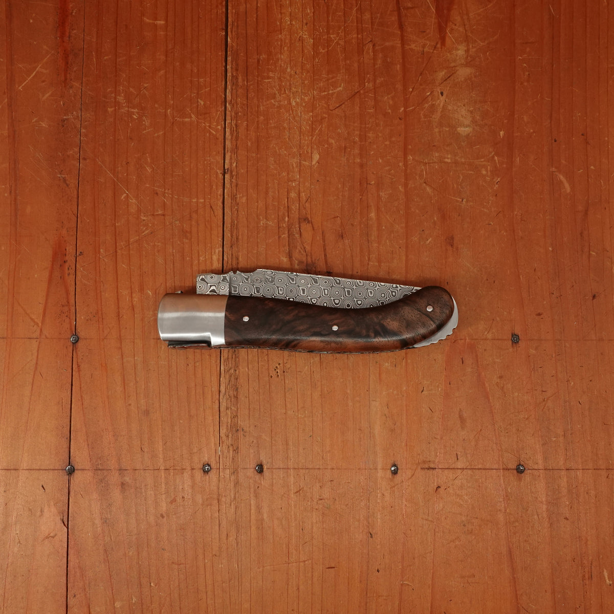 Fontenille Pataud Laguiole Sport 13cm Pocket Knife Stainless Damascus Lockback Walnut with Delicate Golden File Work