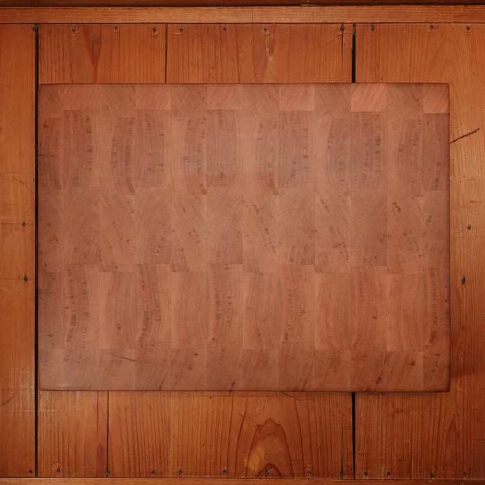 Jones Cutting Board Medium End Grain - Cherry