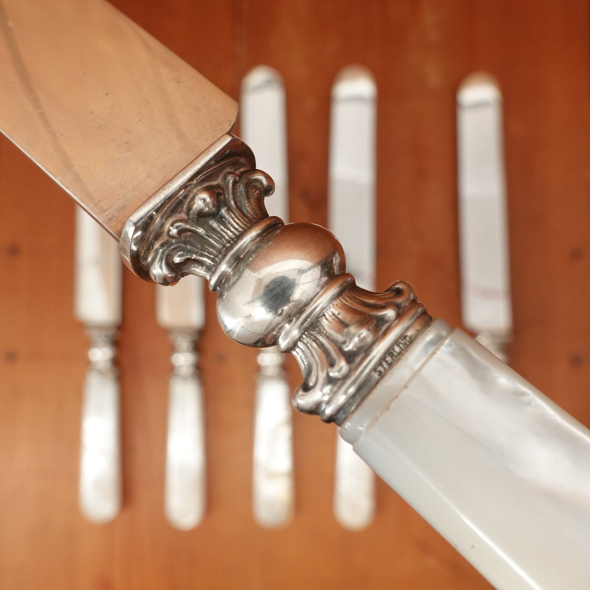 Dunham Carrigan & Hayden SF 6 Table Knives Silver Plated Carbon Steel Sterling Silver MOP USA ~1900-1915