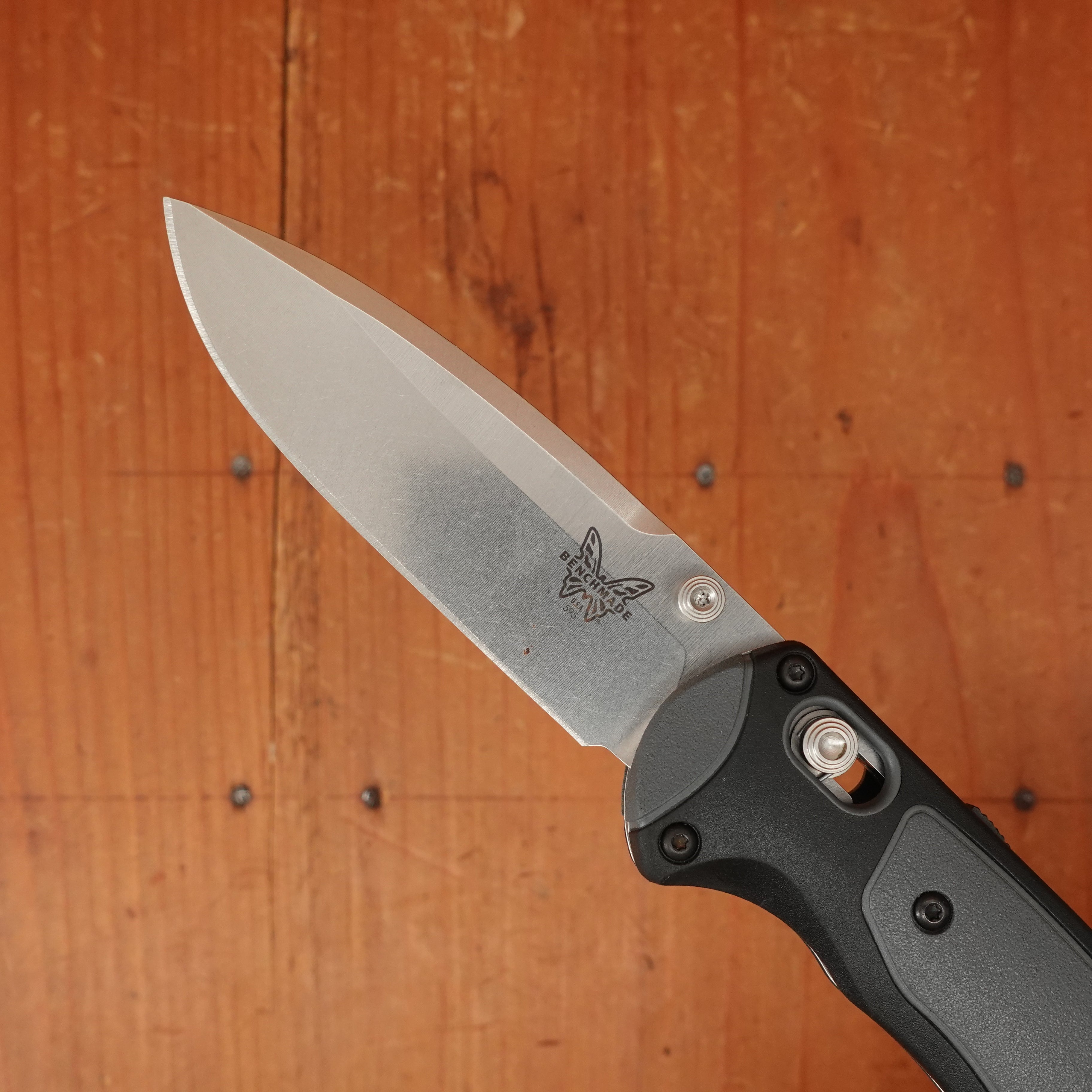 Benchmade 595 Mini Boost AXIS Assist Folding Knife | Bernal Cutlery