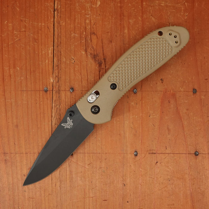 Discontinued Benchmade 551BKSN-S30V Griptilian - Sand
