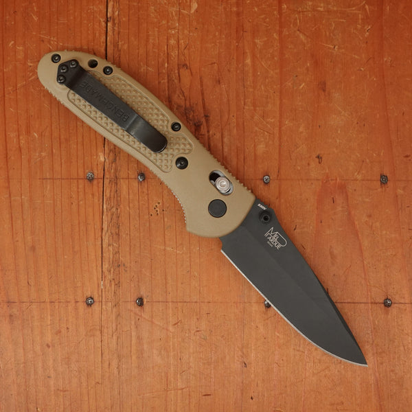 Discontinued Benchmade 551BKSN-S30V Griptilian - Sand