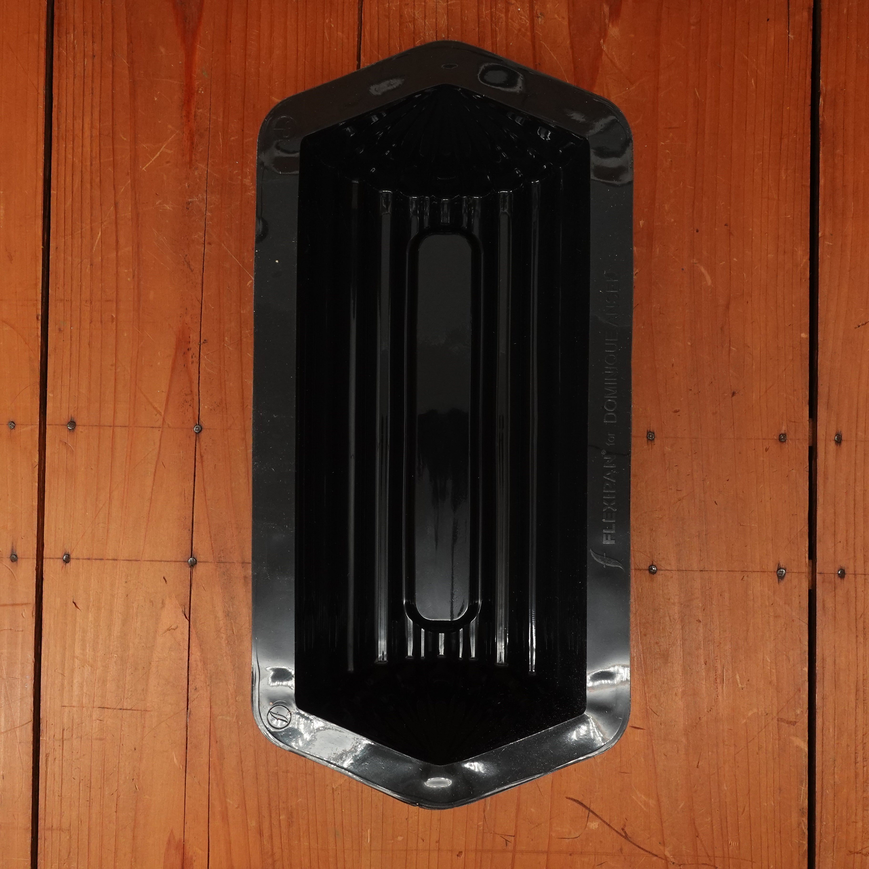 Flexipan® Dominique Ansel's Pound Cake Mold – Bernal Cutlery
