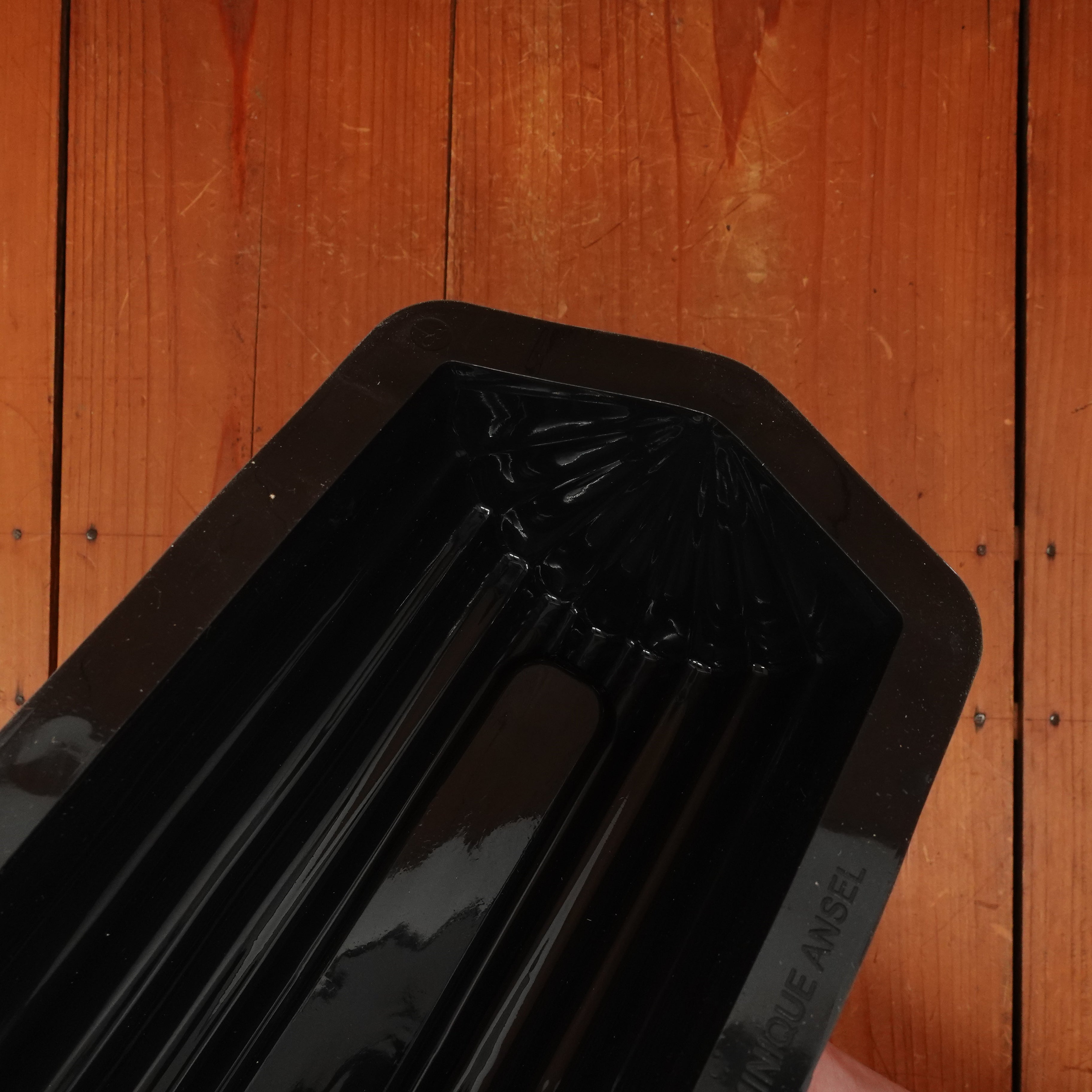 Flexipan® Dominique Ansel's Pound Cake Mold – Bernal Cutlery