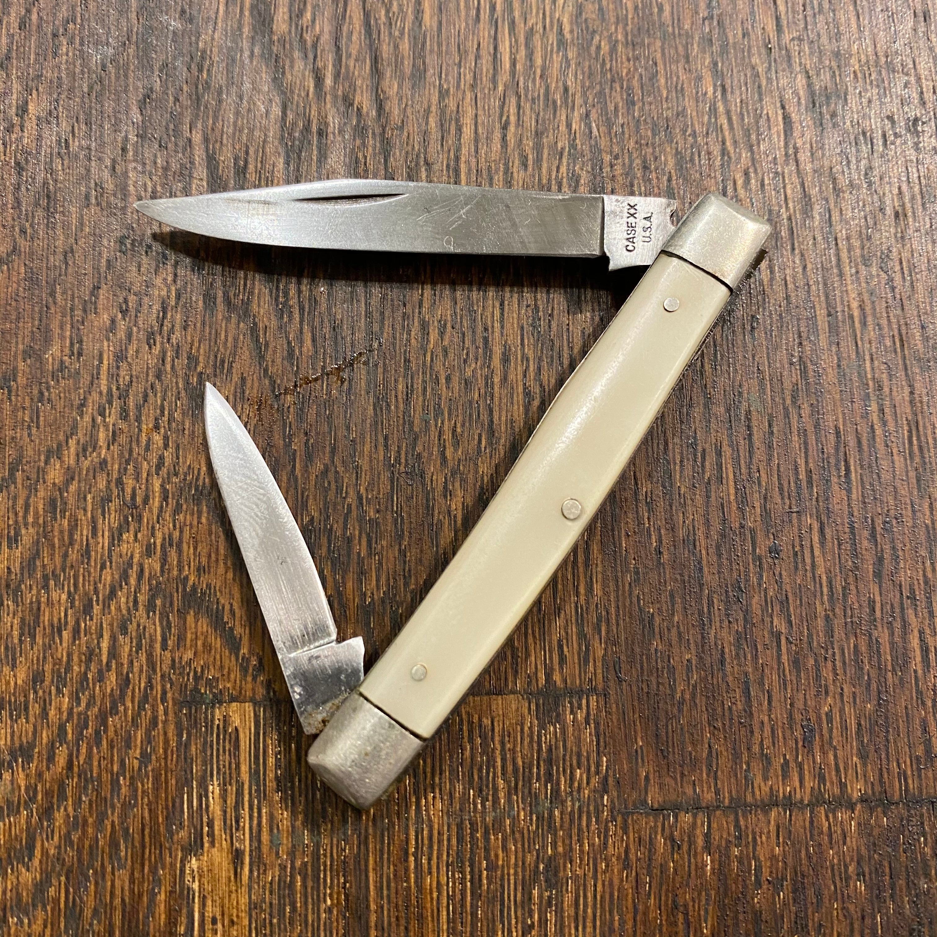 Case XX USA 2 7/8” Serpentine Pen 9233 Carbon Blades Pearl