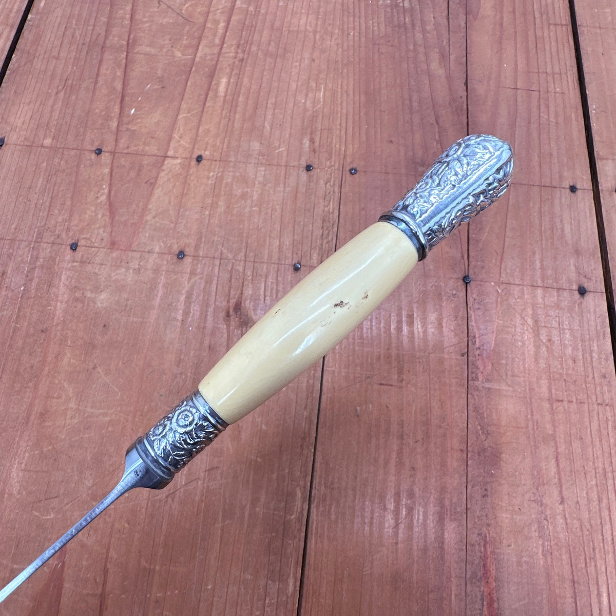 Landers Frary & Clark Aetna Works Carving Knife 1865-1924