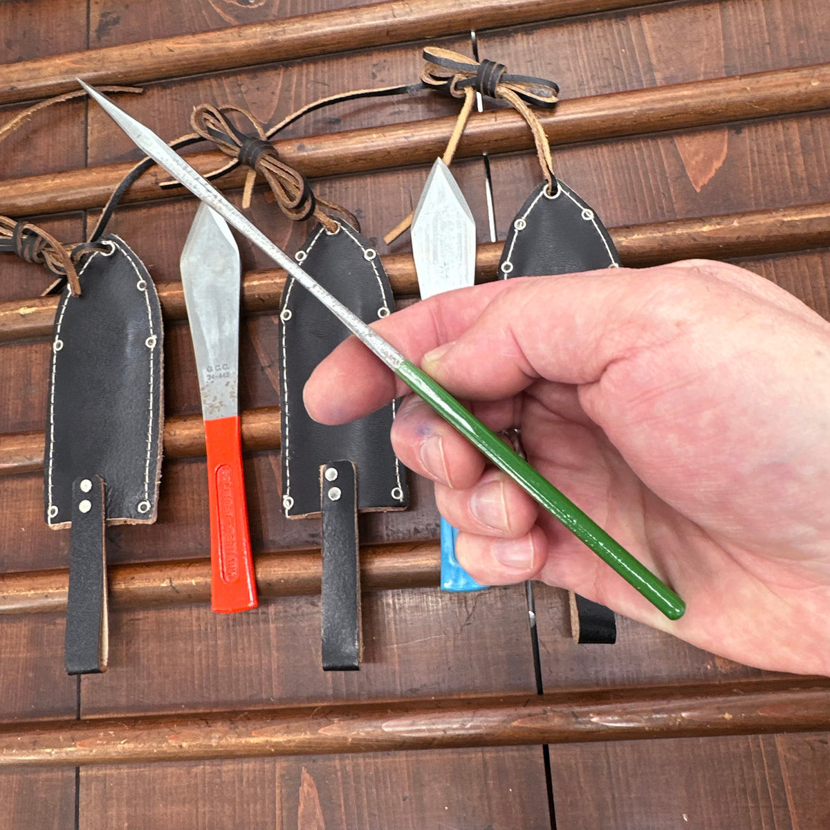 New Old Stock Anton Wingen Throwing Knife Rot Punkt Wurfmesser Solingen