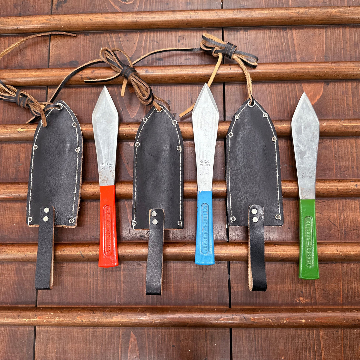 New Old Stock Anton Wingen Throwing Knife Rot Punkt Wurfmesser Solingen