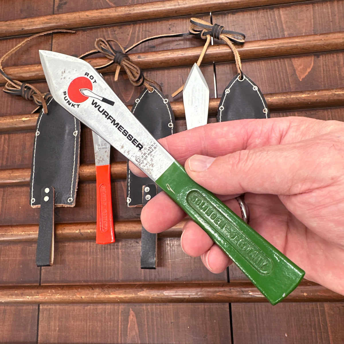 New Old Stock Anton Wingen Throwing Knife Rot Punkt Wurfmesser Solingen