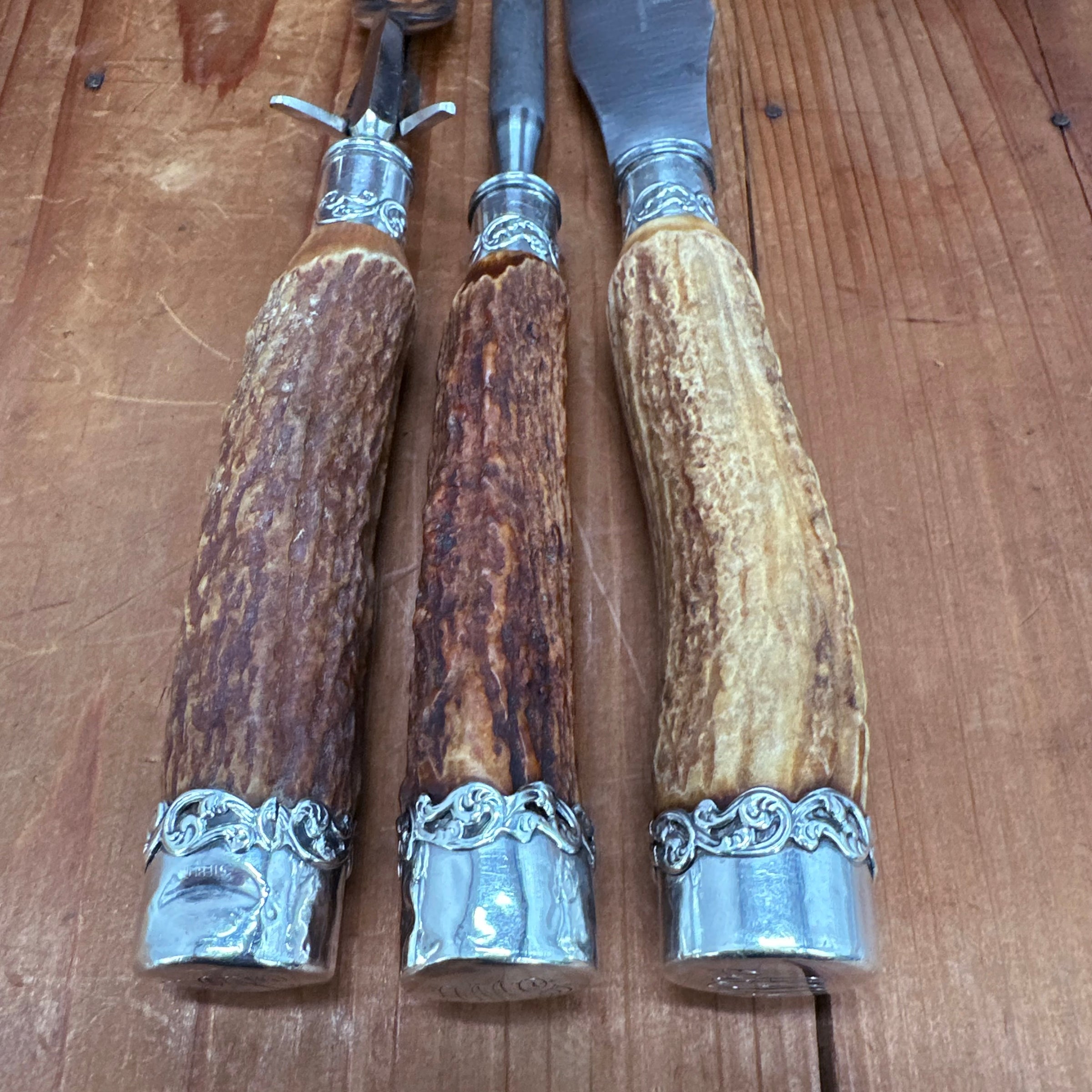 Meriden Cutlery Co Carving Set Carbon Steel Crown Stag 1918-1925