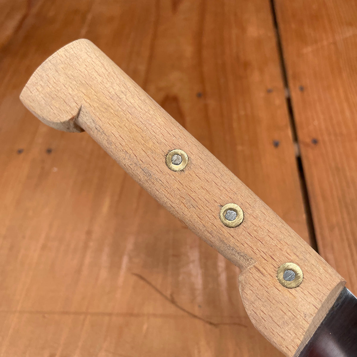 New Old Stock 5.5" Flexible Saigner Fillet Carbon Steel Rosette Beech