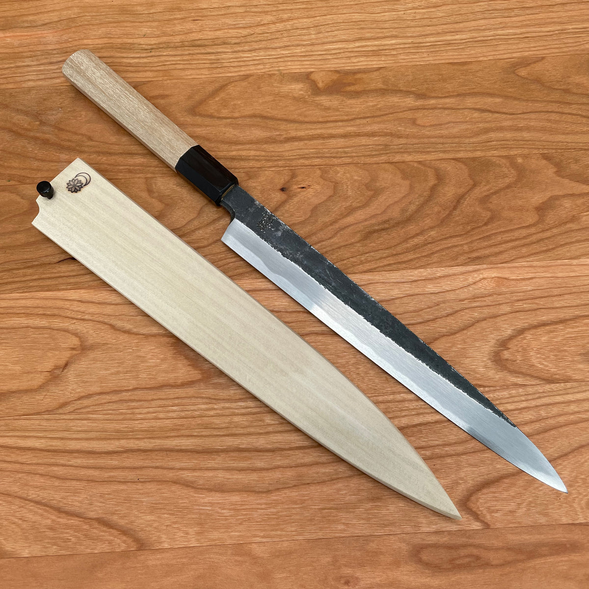 Sakai Kikumori Kikuzuki Kuro 240mm Yanagi Shirogami 2 with Saya