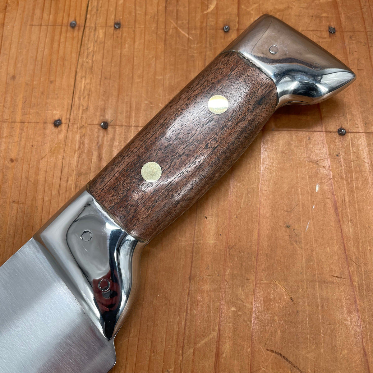 Au Nain 13" Fish Monger Boucher with 2 Bolsters