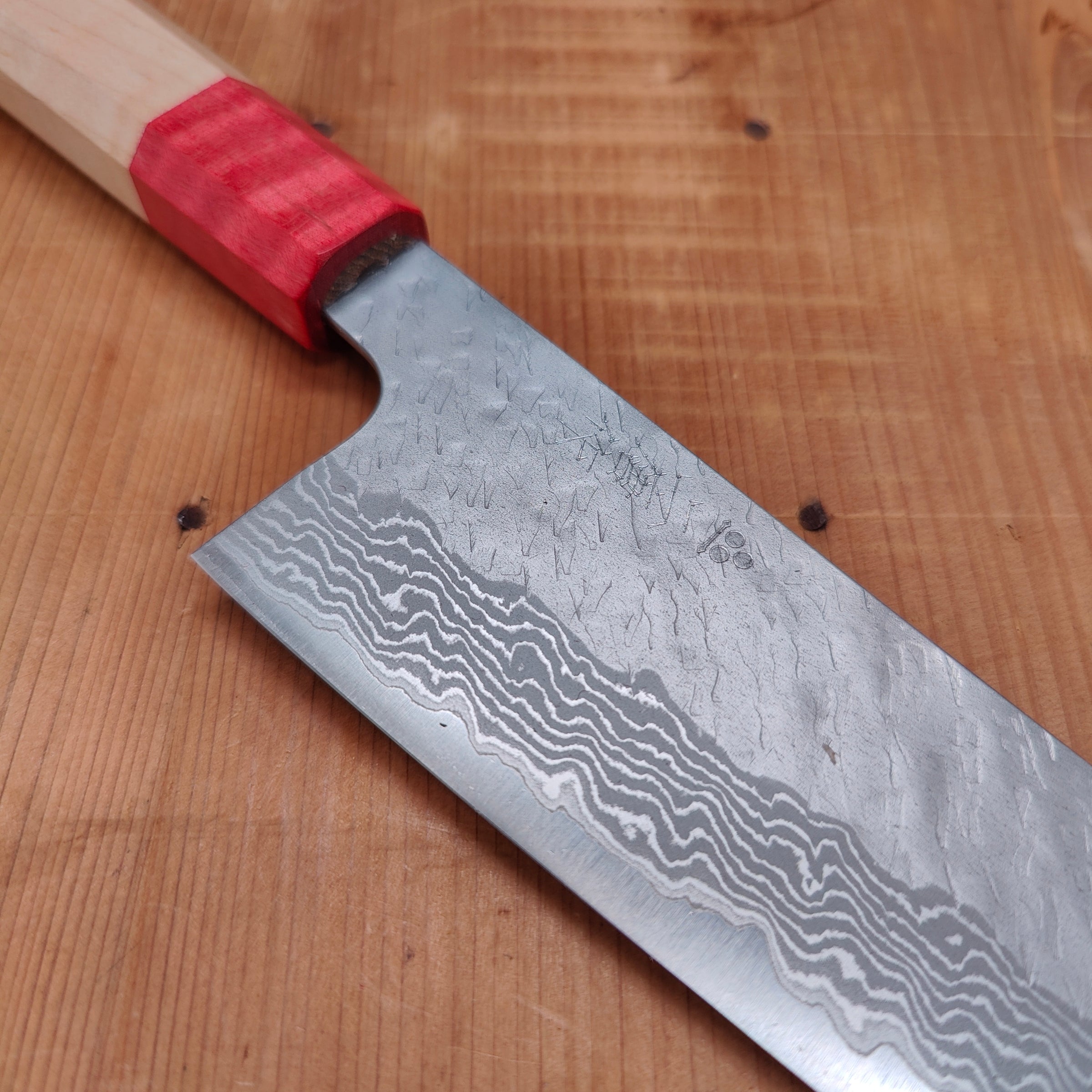 Hammered Finish Gyuto Japanese Knife: 210 mm, NIGARA