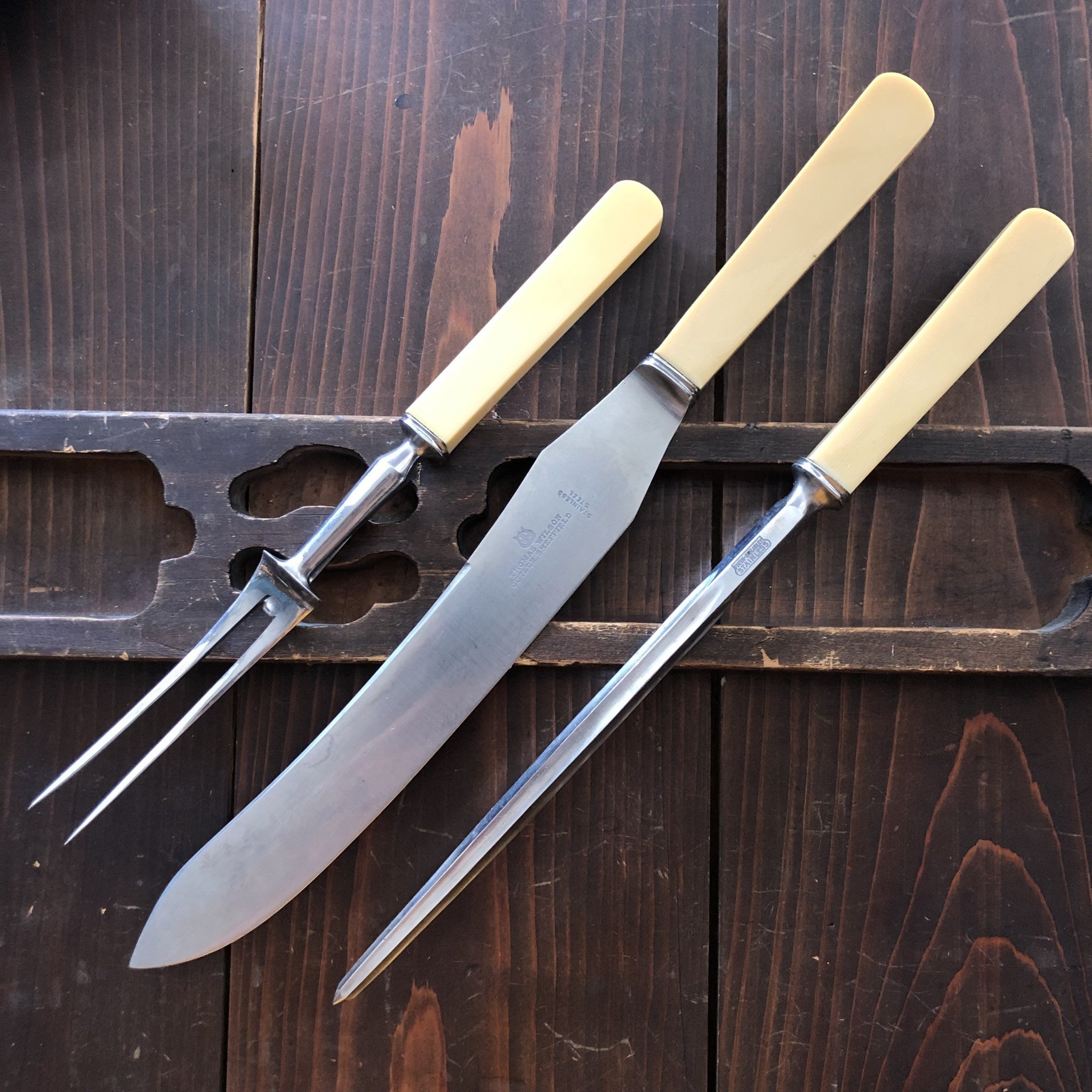 Thomas Wilson Carving Set Sheffield Celluloid 1920s – Bernal Cutlery