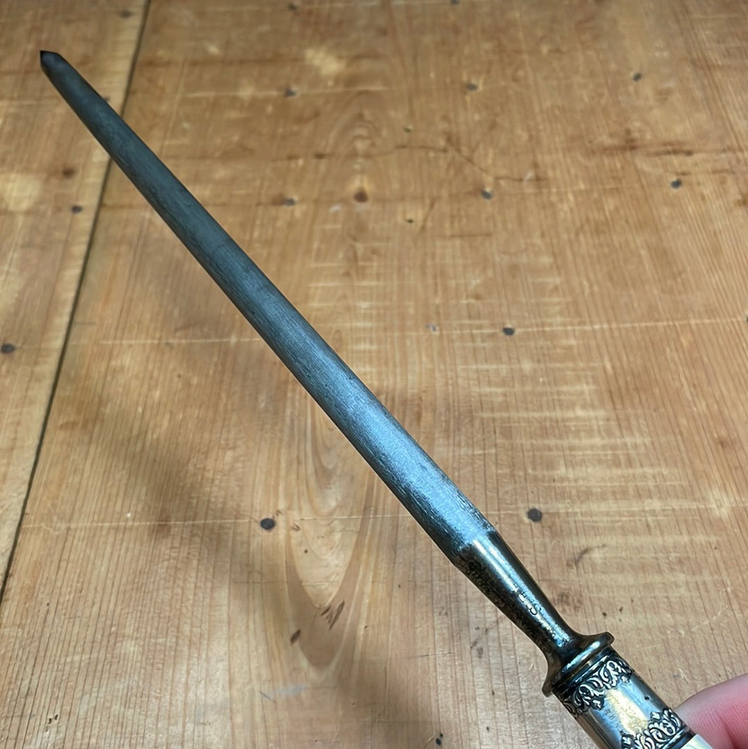 Landers Frary & Clark Universal Carving Set Carbon Steel & Mother of Pearl In Box Early 1909-1965