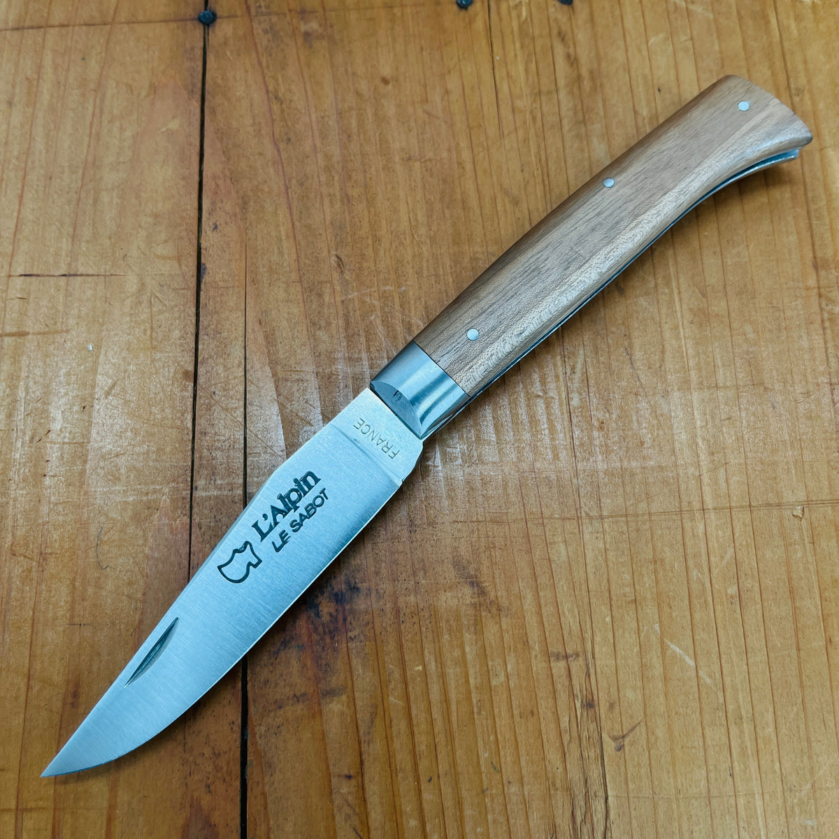 Au Sabot Alpin 10cm Pocket Knife Stainless Walnut