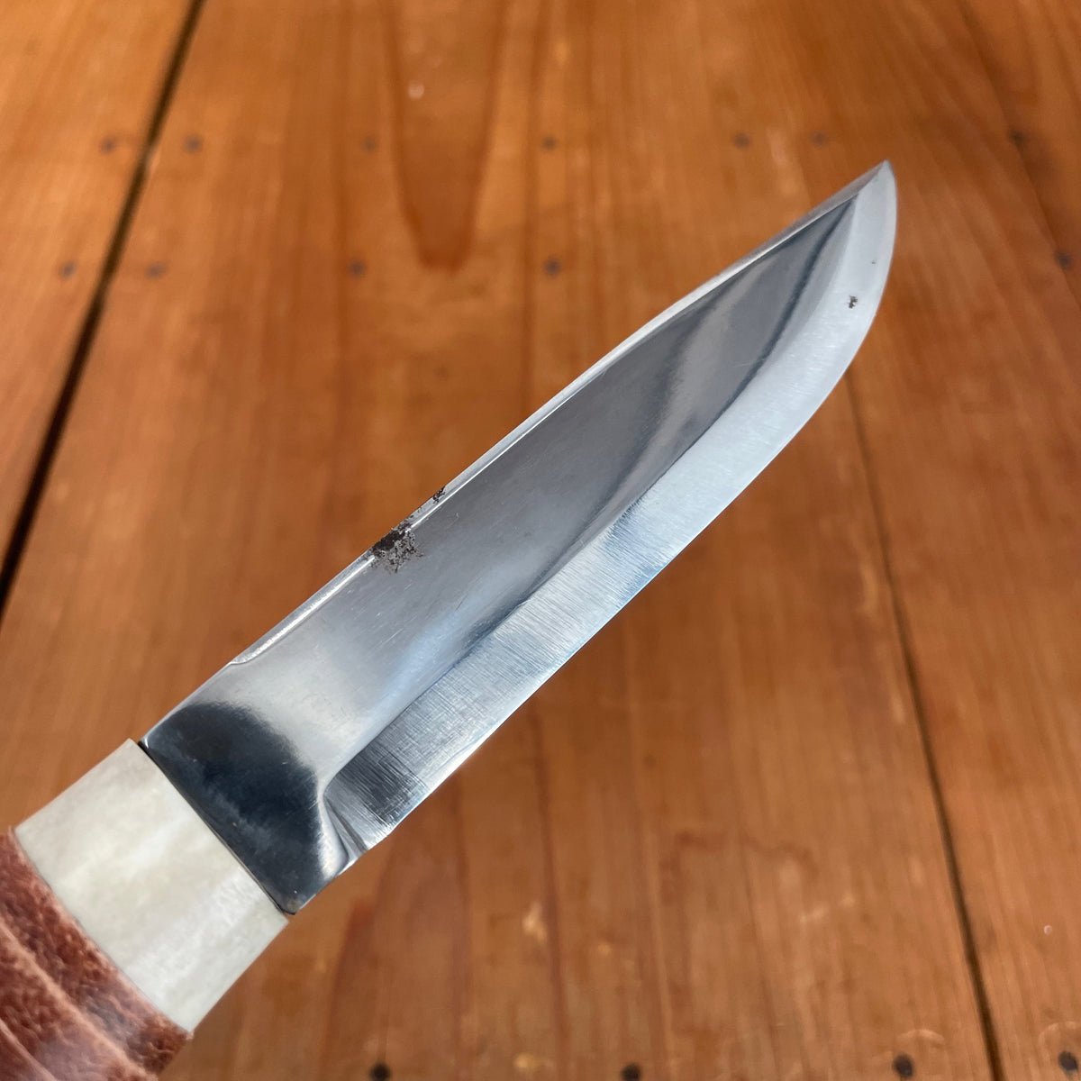 S. & S. Helle Holmedal Norway New Old Stock 112mm Knife - Laminated Carbon Steel