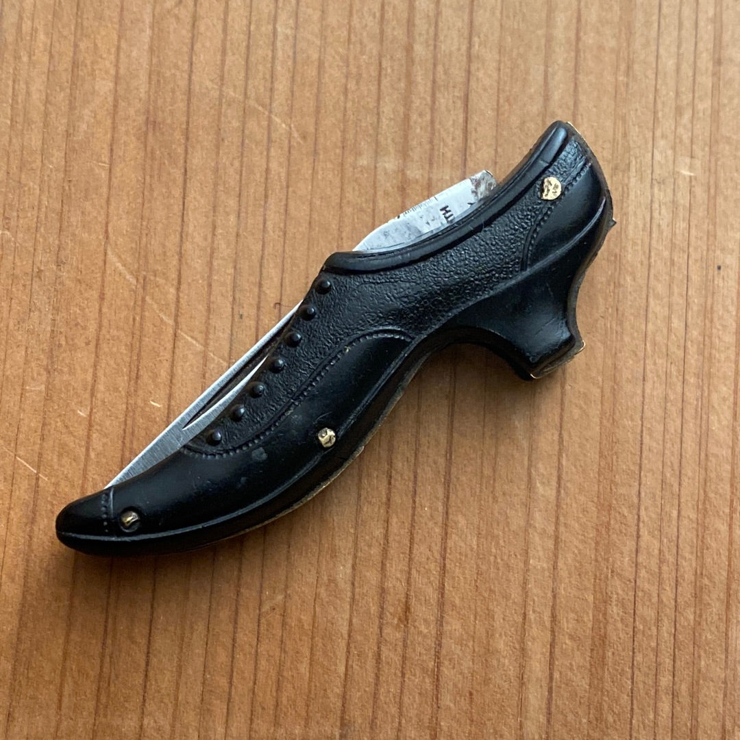 A W Wadsworth 1 7/8” Figural Shoe Knife 1920’s? Black