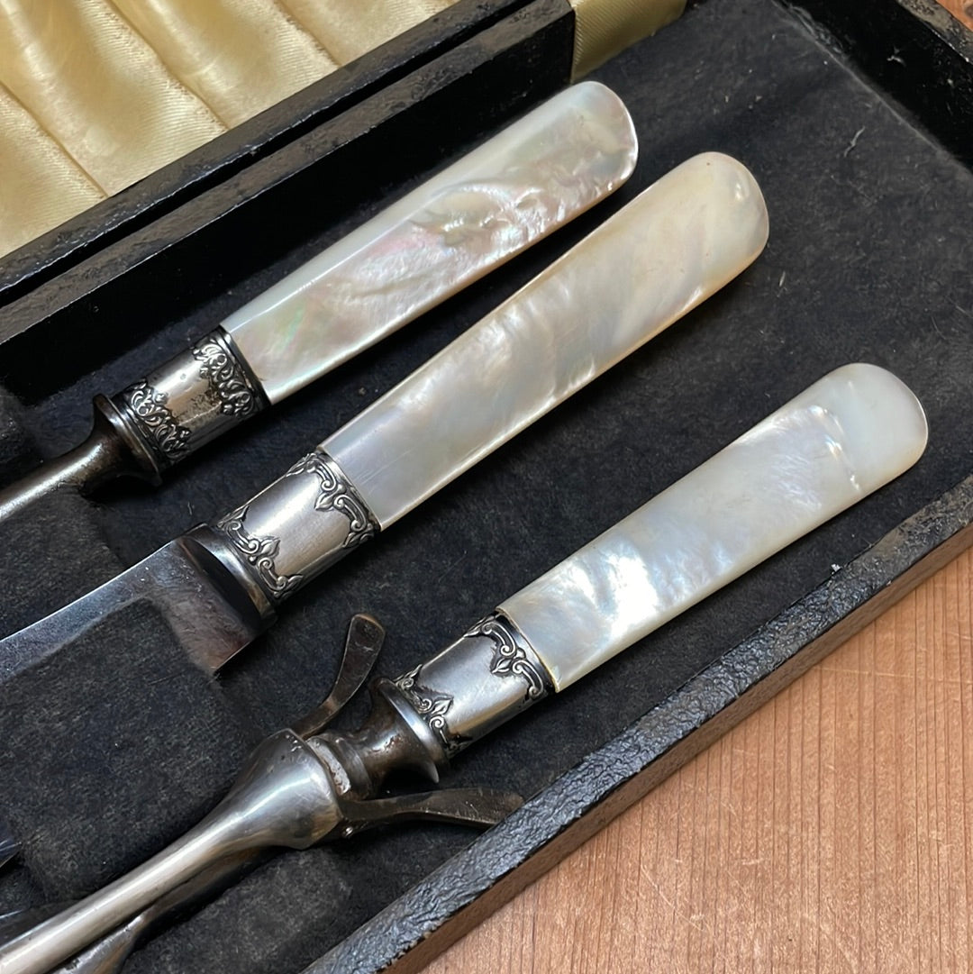 Landers Frary & Clark Universal Carving Set Carbon Steel & Mother of Pearl In Box Early 1909-1965