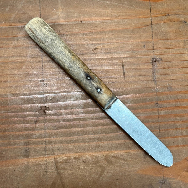 A J Jordan 3" Clam Knife England Late 19th early 20th C