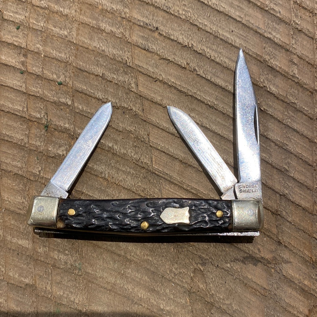 Sword & Shield 3” Stockman Folder Solingen 1960’s