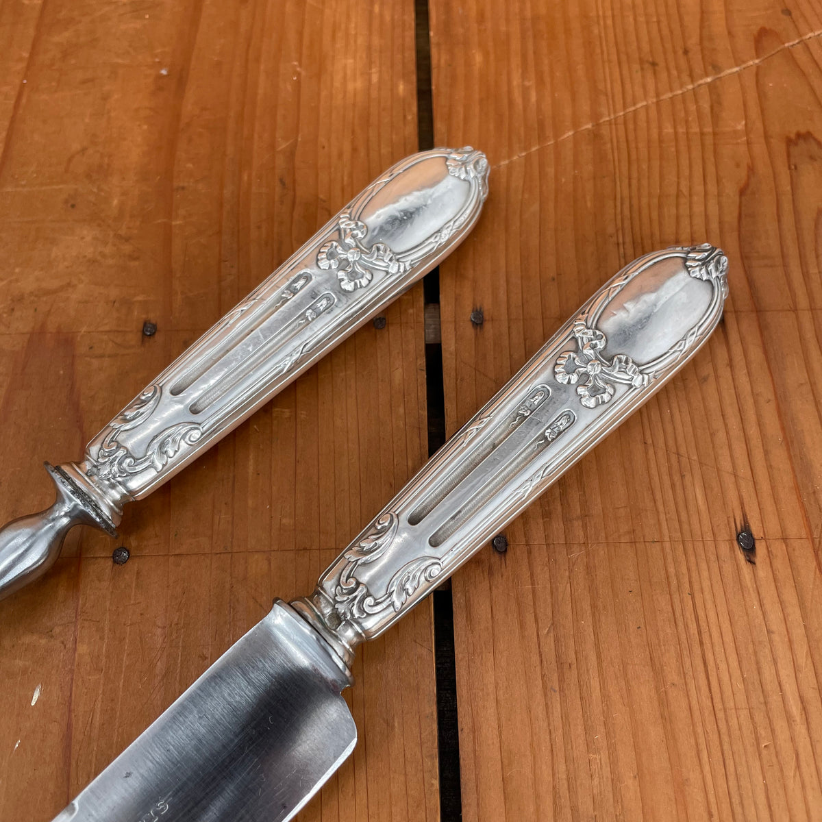 A Nice Antique Silver Plated Cake Knife Engraved Blade 