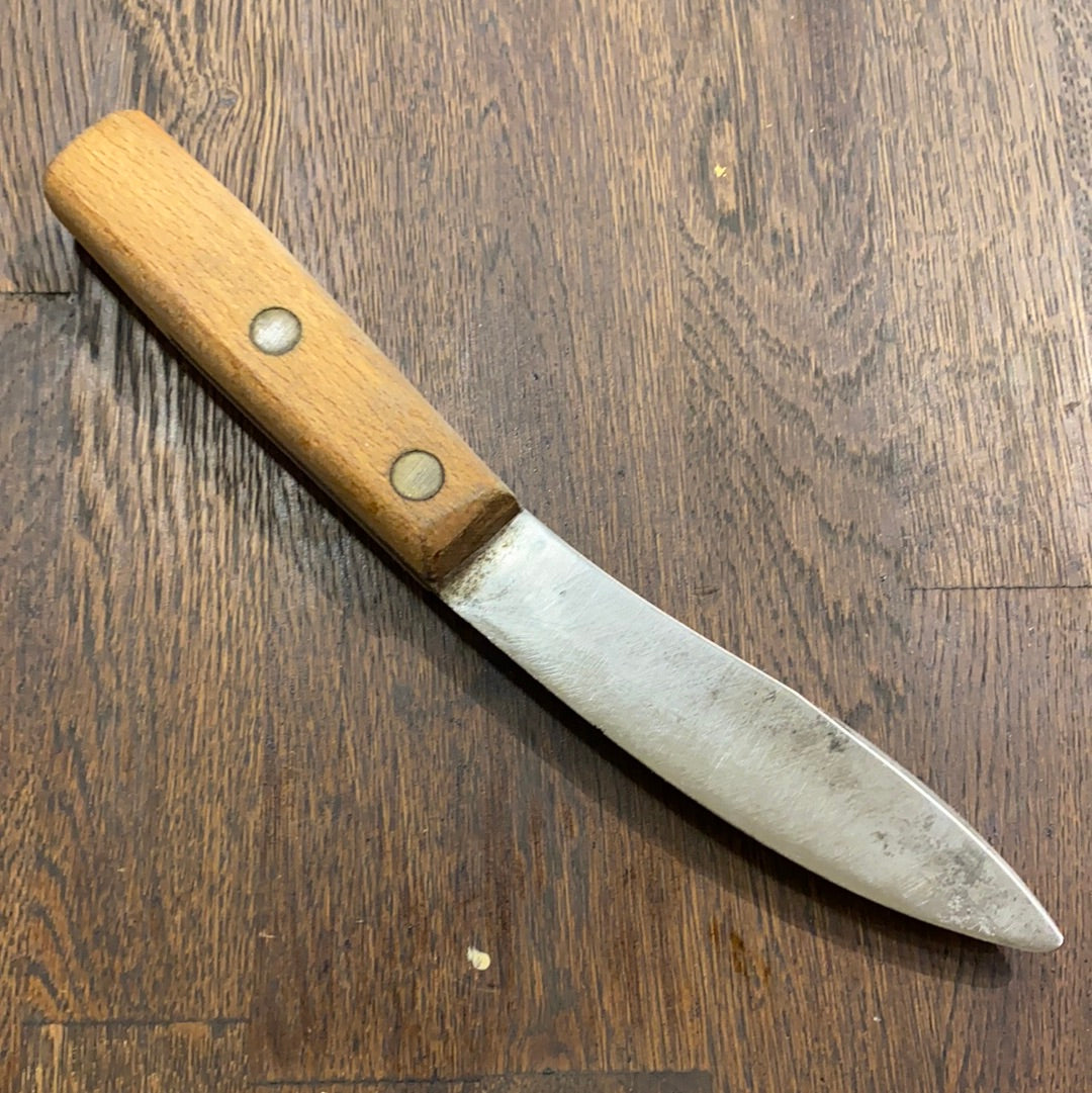 Village Blacksmith 5” Carbon Steel Skinning Knife Beech Handle 1930’s