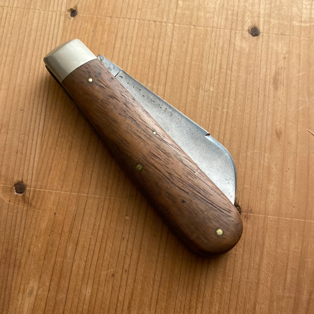 Case XX 11031 SH 3 3/4” Sheepsfoot Jack Walnut 1970 10 dots