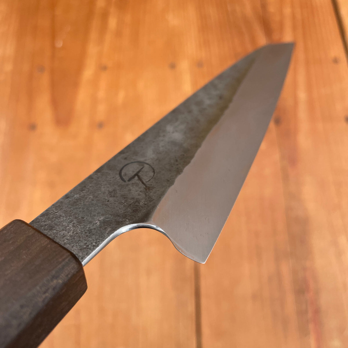 Alma Knife Co. Honesuki Kaku(Light) 52100 Kurouchi - Blackwood Tiffany Blue Divider