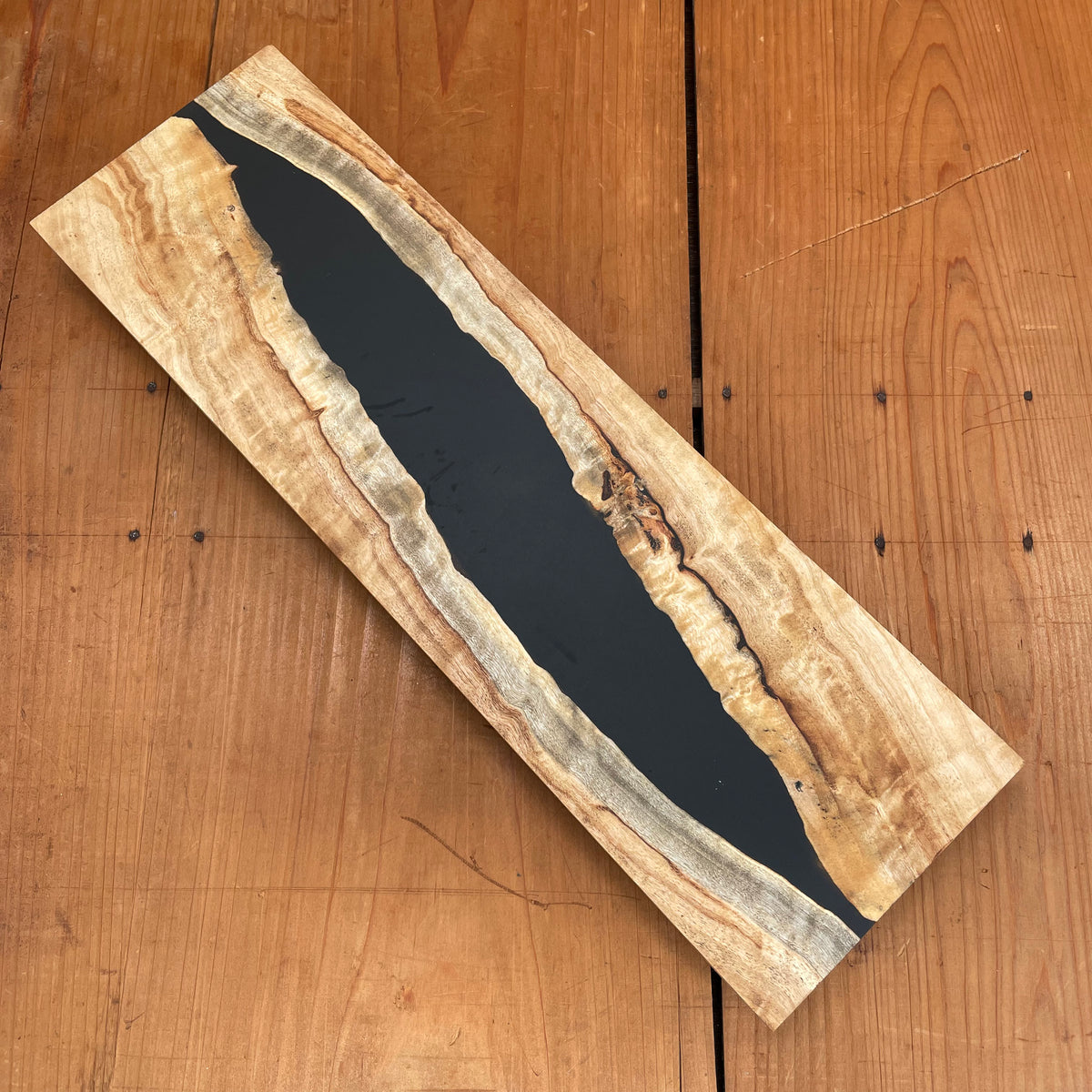 Knife en Place Harmony Select Medium Black Poplar with Epoxy Magnetic Knife Holder
