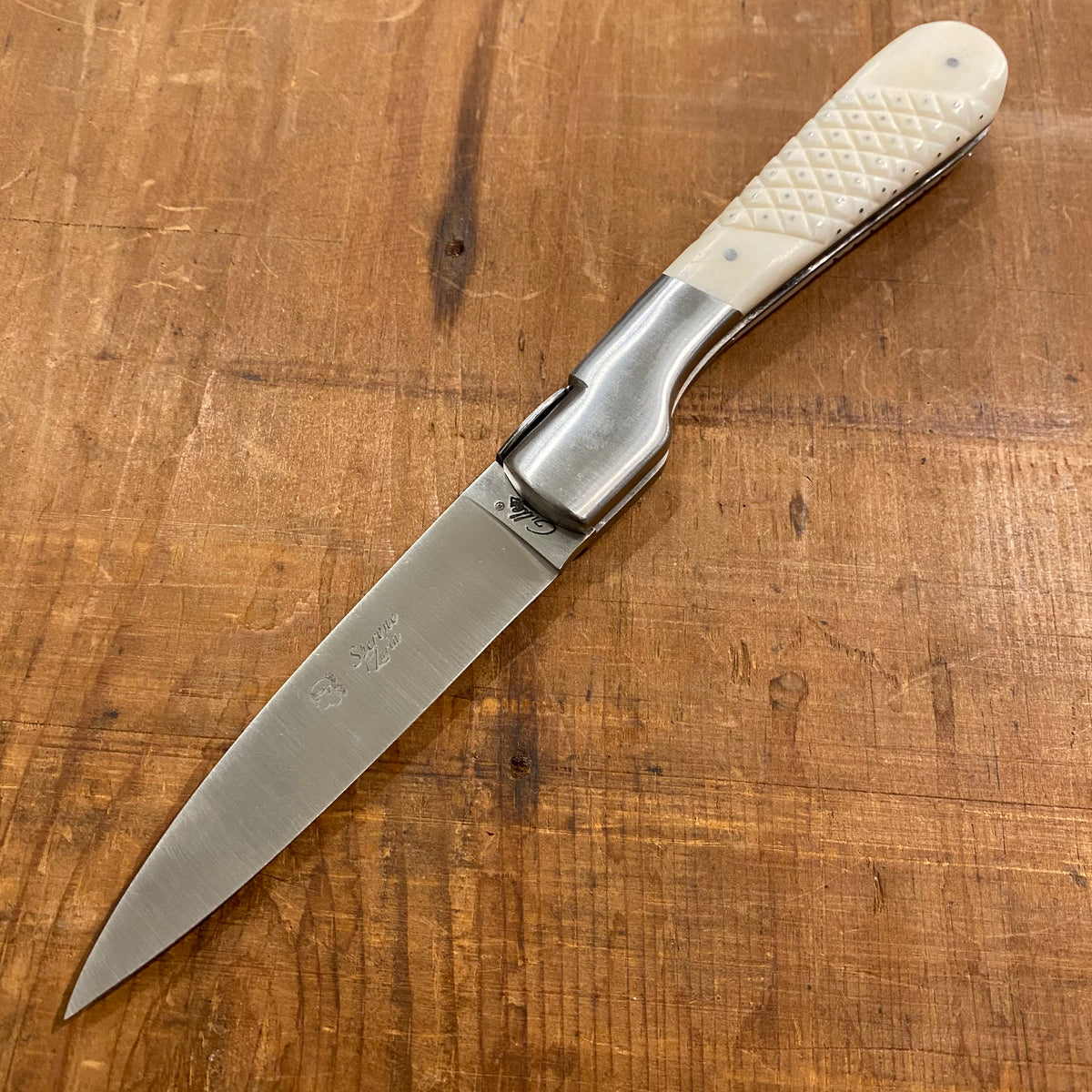 Fontenille Pataud Sperone 12cm Pocket Knife Carved Pinned Cow Bone Lockback