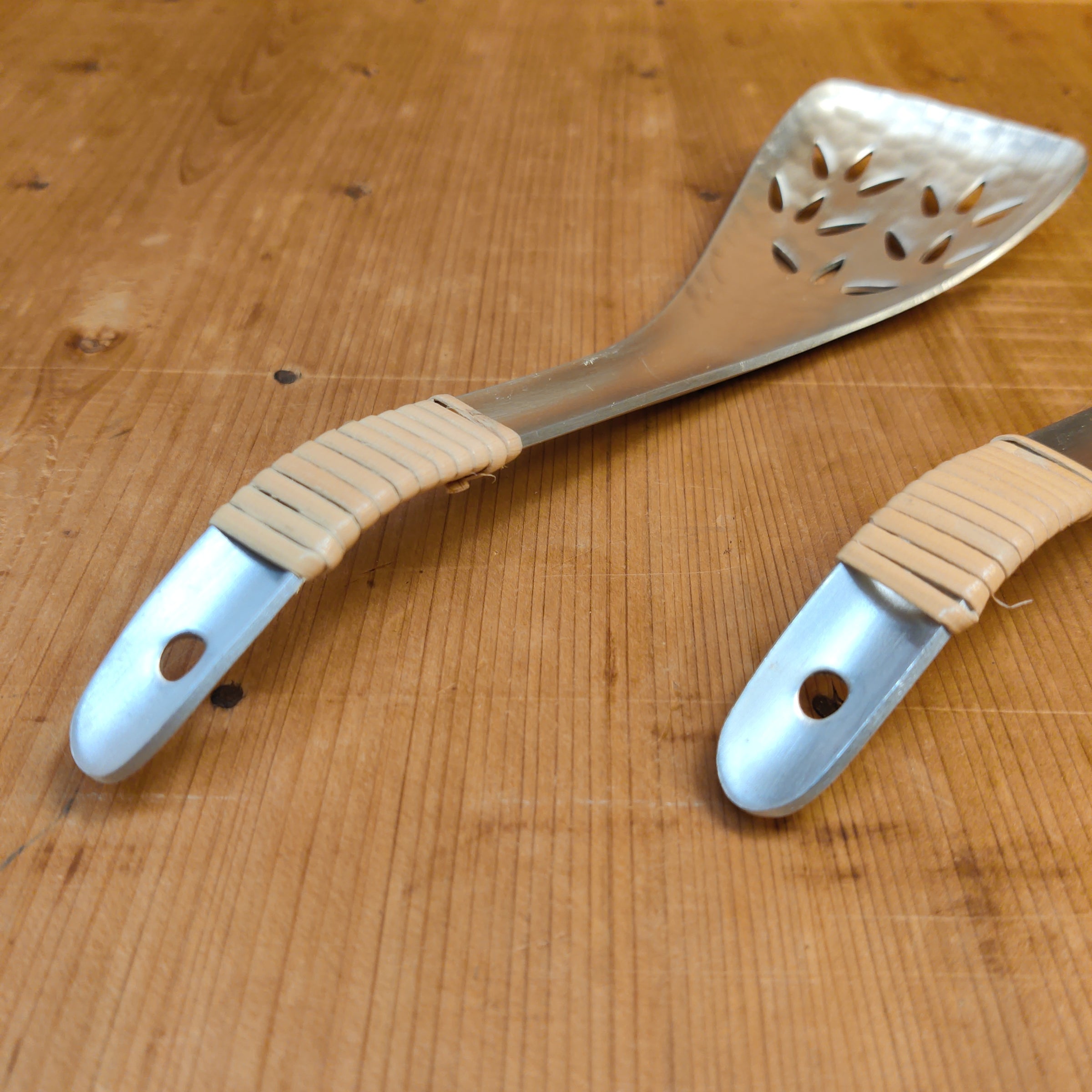 Aluminum Serving Spoon - Triangle – Bernal Cutlery