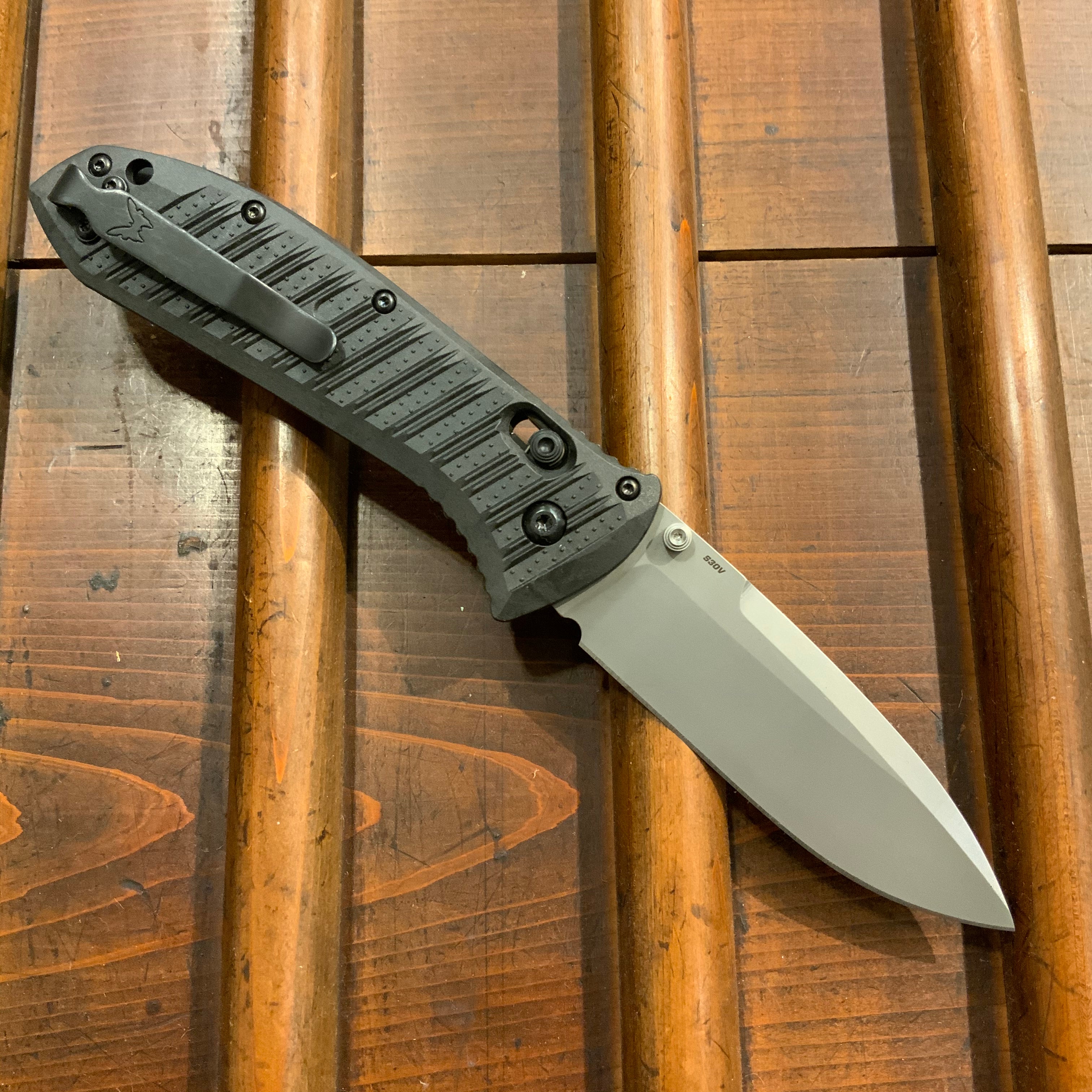 Benchmade 570-1 Presidio II Drop Point CPM-S30V AXIS Lock Black Molded –  Bernal Cutlery