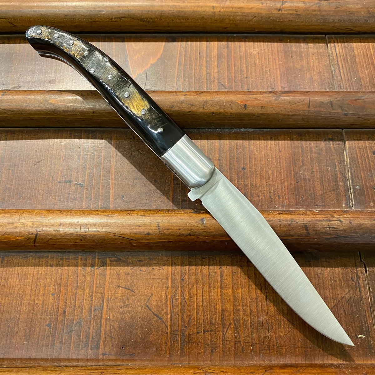 Jowika Knife -  Canada
