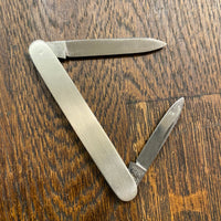 Schrade Cut Co 2 1/2” Pen Knife Carbon Steel Blades Nickel Hafts 1904-1946