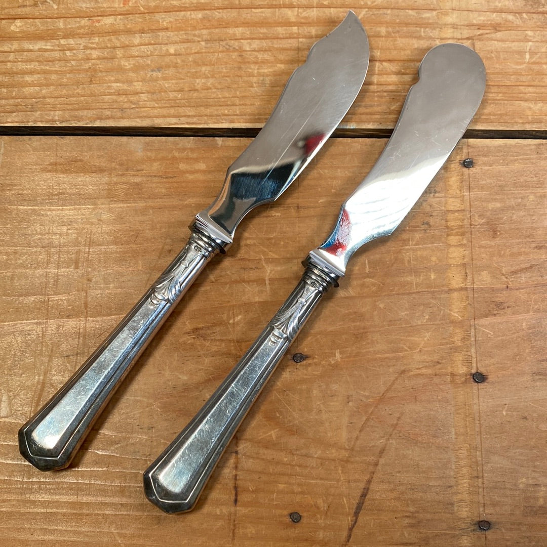 Eichenlaub Butter and Cheese Serving Knives Stainless Silverplate 1950 s