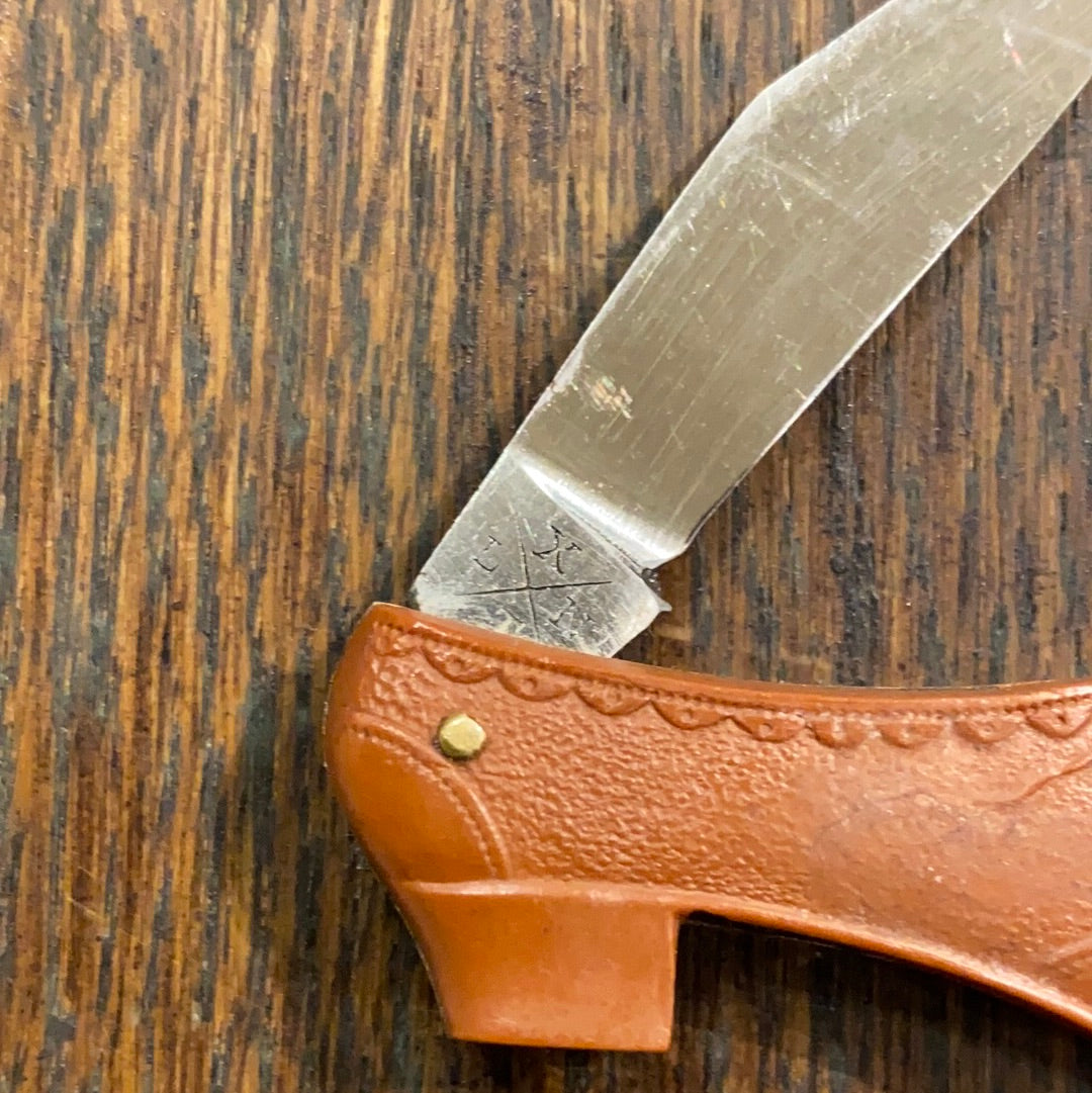 Minty A W Wadsworth 2 3/8” Figural Shoe Knife 1920’s?