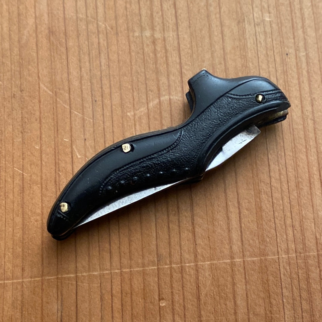 A W Wadsworth 1 7/8” Figural Shoe Knife 1920’s? Black