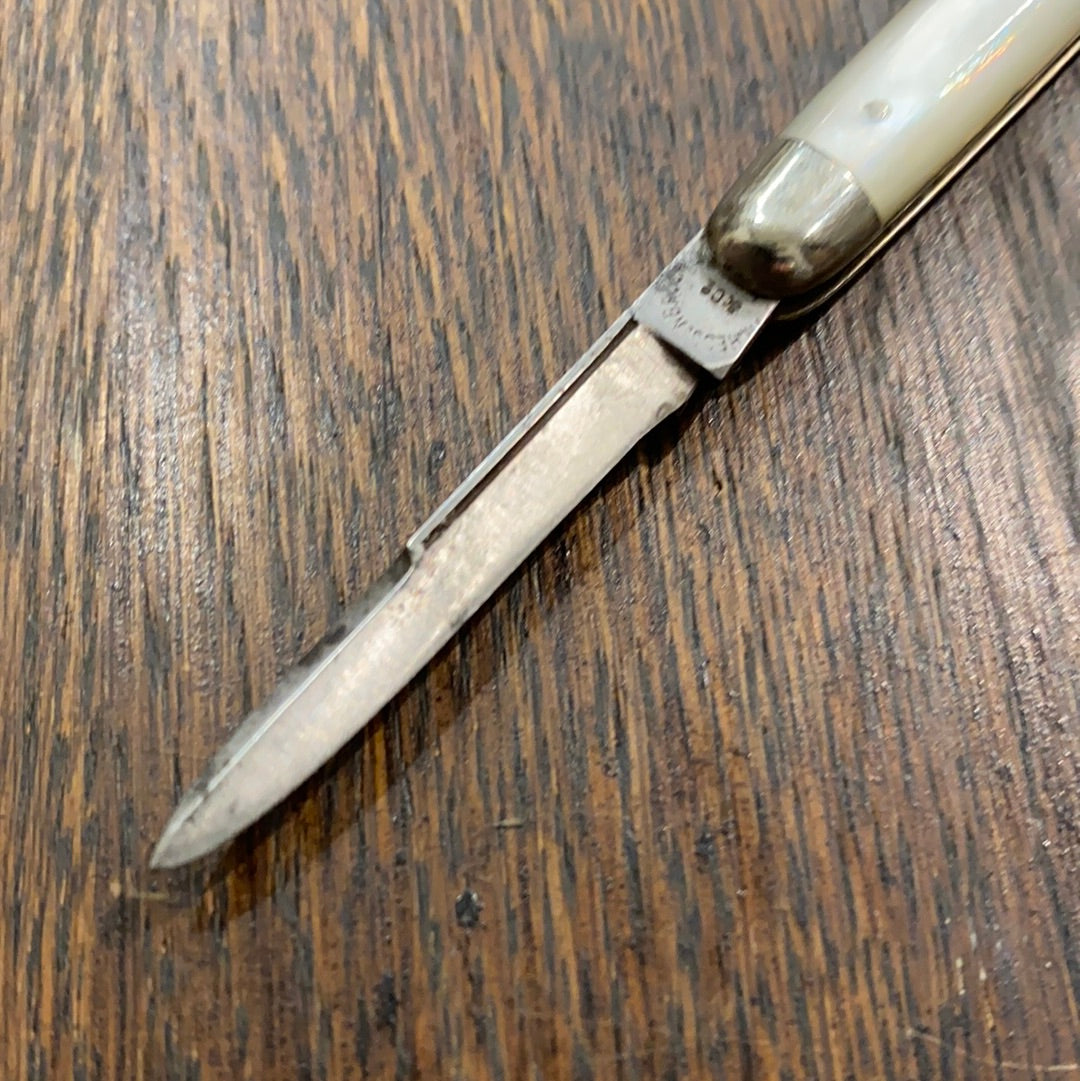 T Hessenbruch & Co 2 7/8" Pen Knife Pearl 1873-1906 Philadelphia