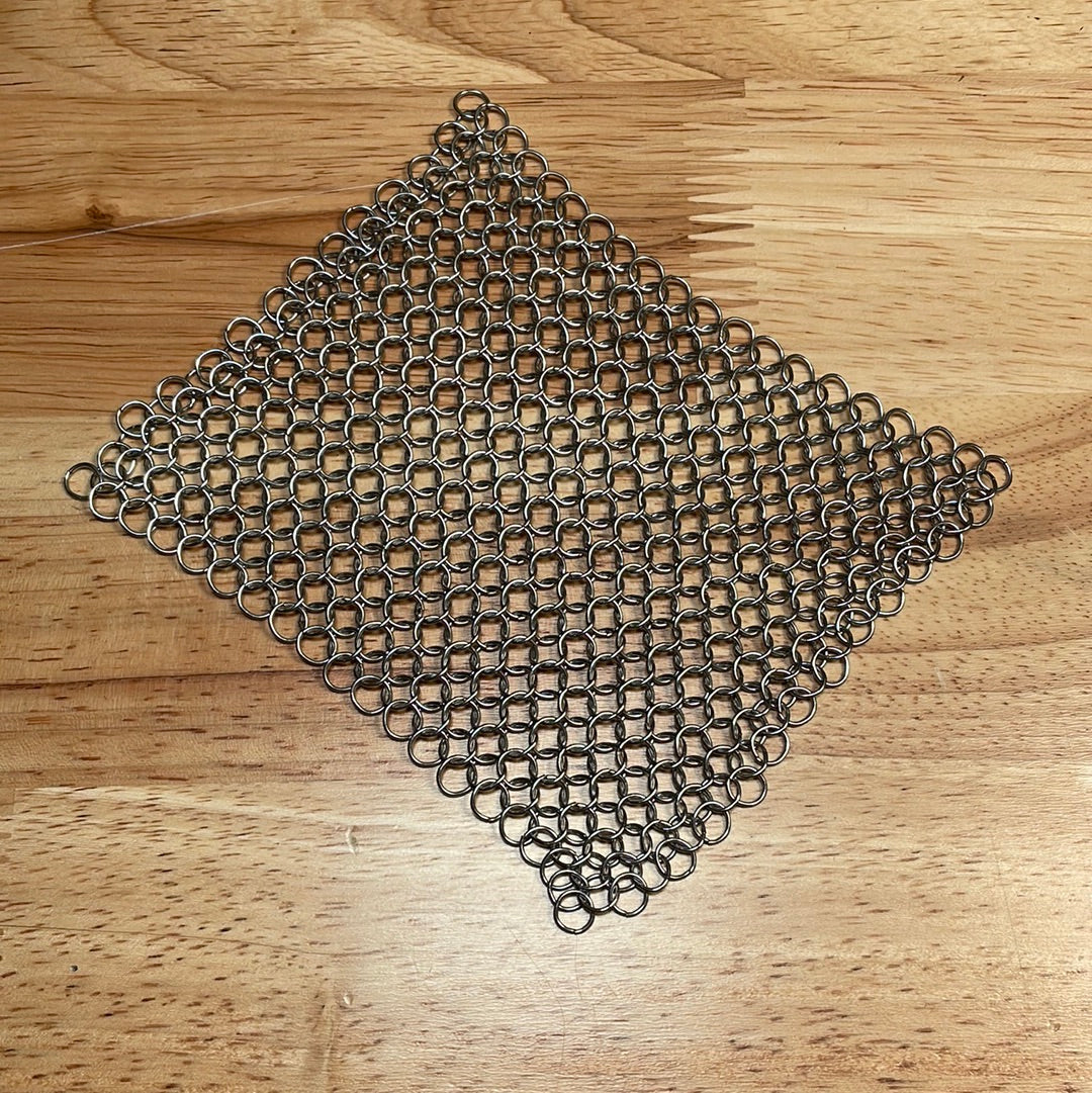 Cast Iron Cleaner, Stainless Steel Chain Mail Scrubber, Iron