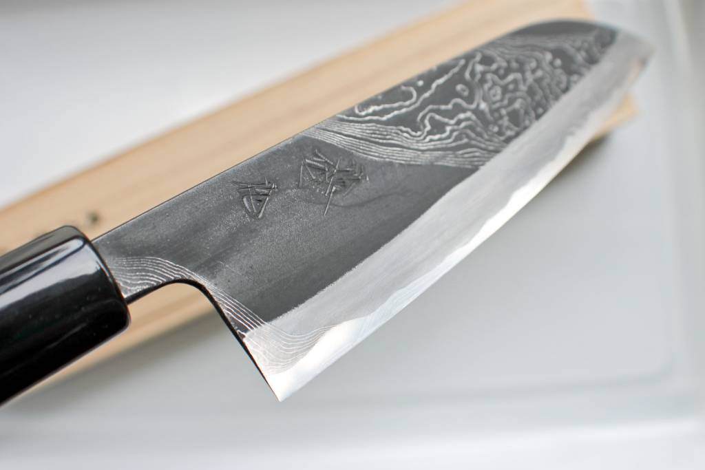 Tsukasa Hinoura 'River Jump' 165mm Wa-Santoku Enju Handle – Bernal